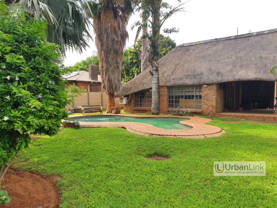 3 Bedroom Property for Sale in Bodorp North West